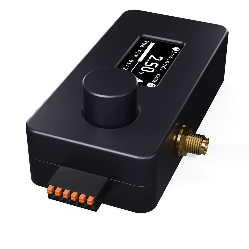 iControlBox, Antenna jack and the output to the ARES